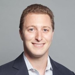 博通(AVGO.US)FY25Q1电话会：正积极与超大规模合作伙伴合作 未来或形成4+3合作结构